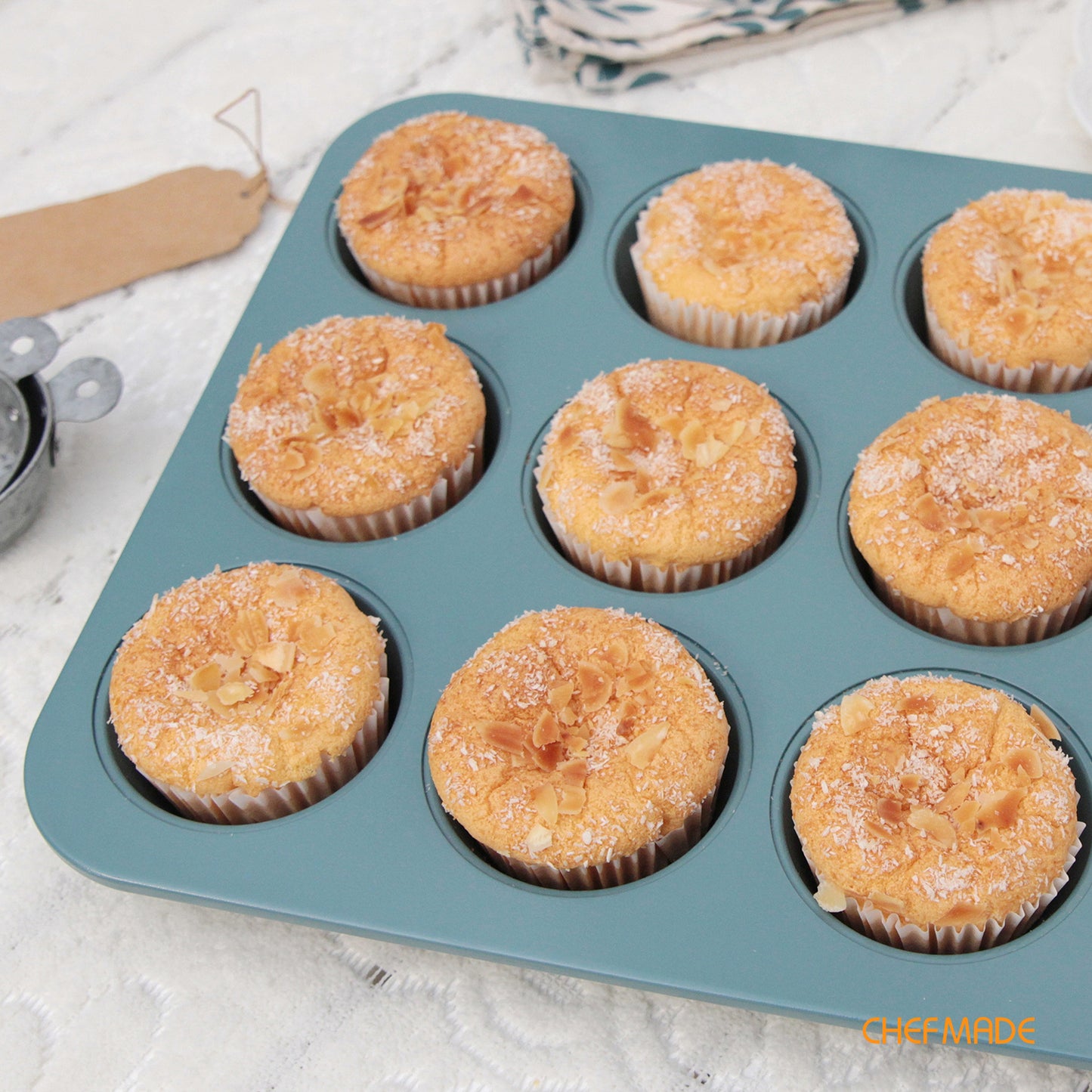 Muffin Pan 12 Well(Green)