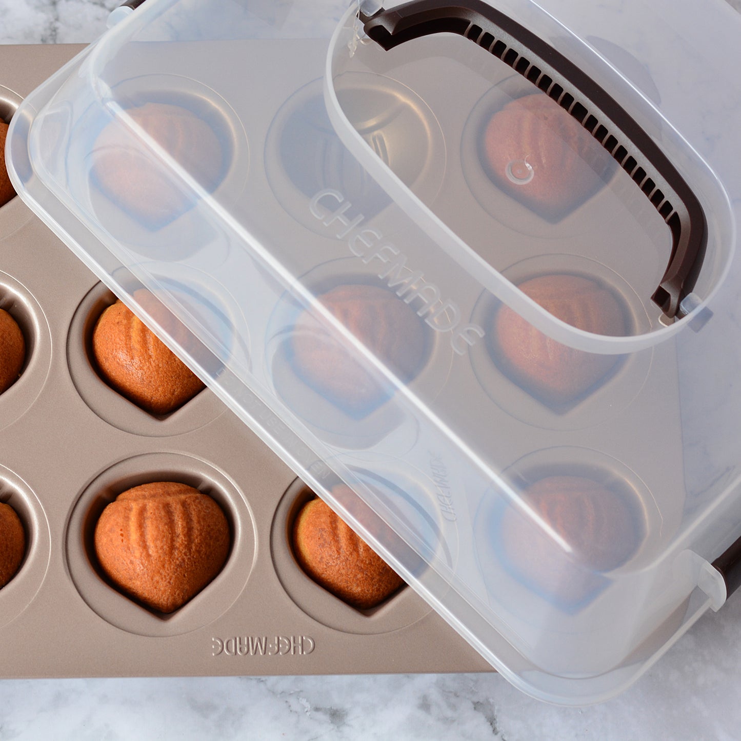 CHEFMADE Sealing Cover, Enhanced Receivable Handle and Locks Transparent Vision, BPA Free, Sealed Portable Outgoing Bearing Loading