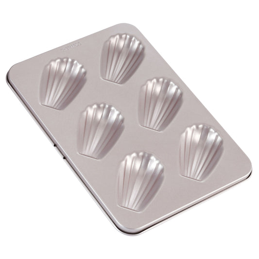 Madeline Cake Pan Oval Shell 6 Well