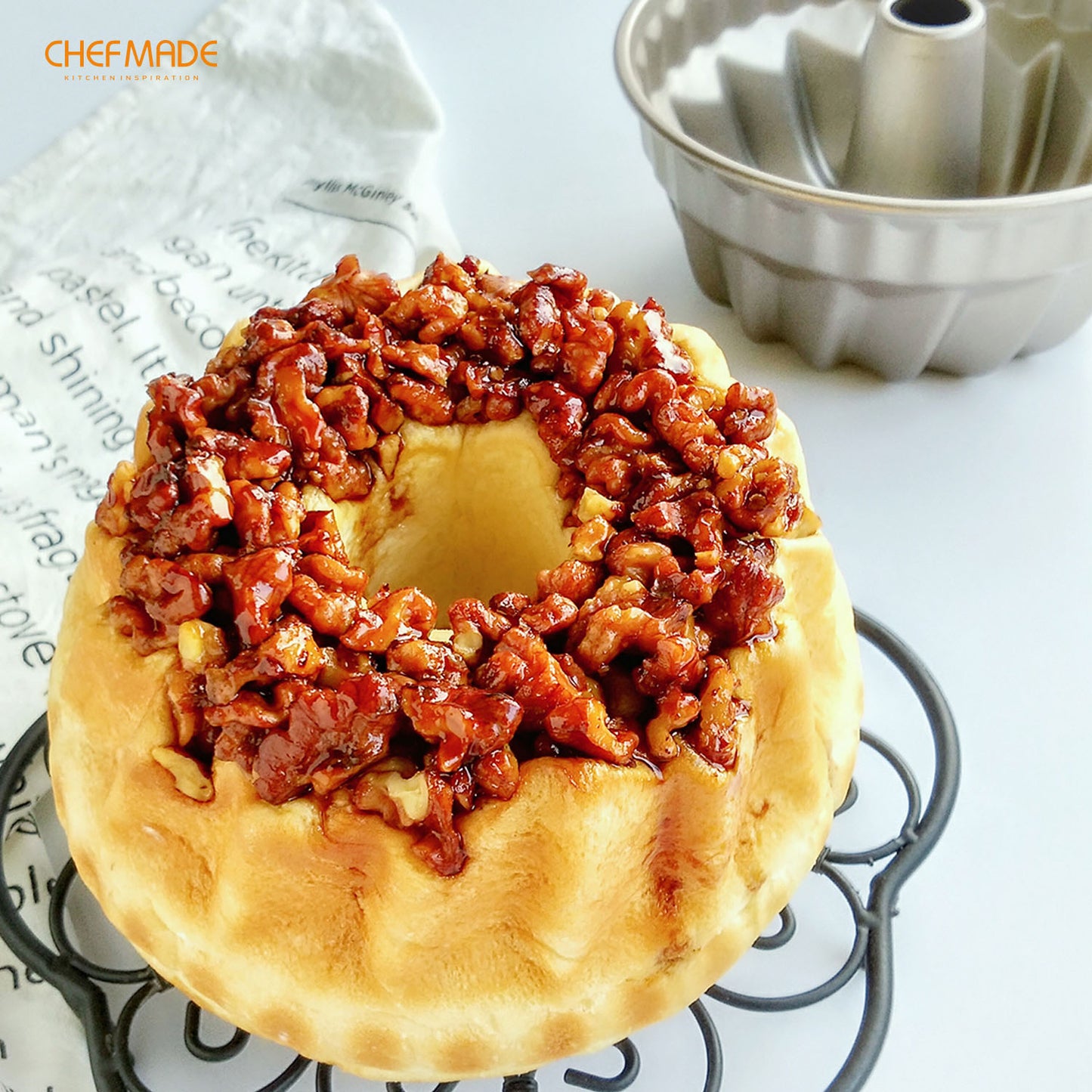 6.5" Bundt Pan Vortex-Shaped