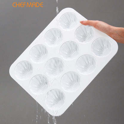 Madeline Cake Pan Oval Shell 12 Well（White）