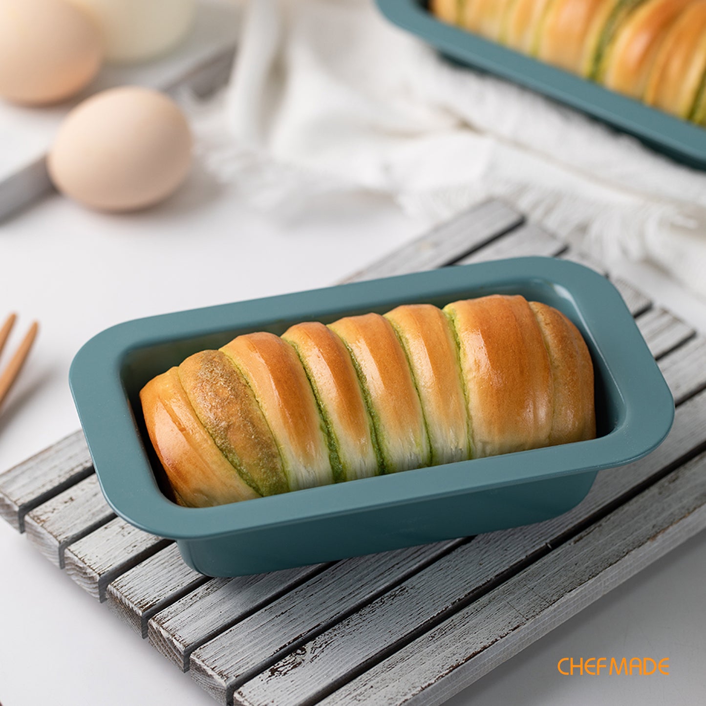 5.3" x 9.6" Bread Loaf Pan(Green)