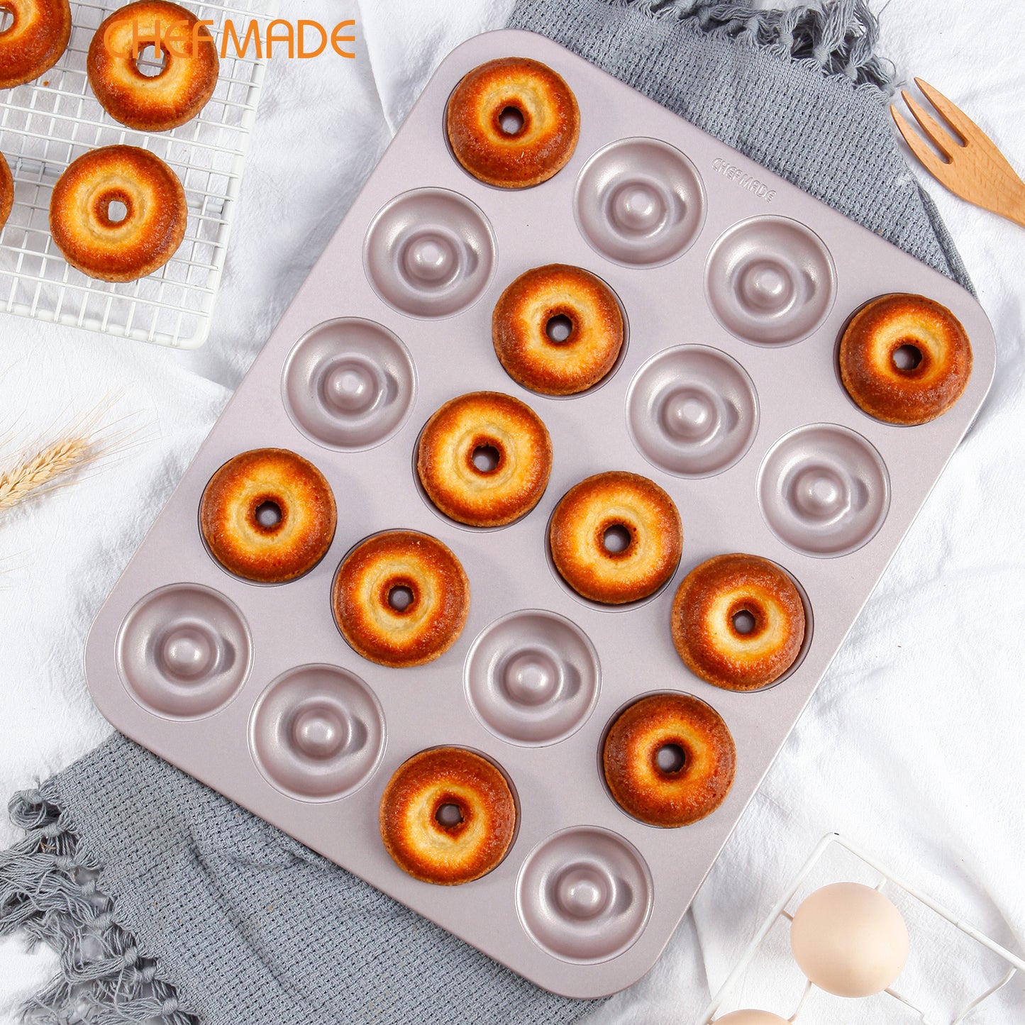 Donut Cake Pan 20 Well