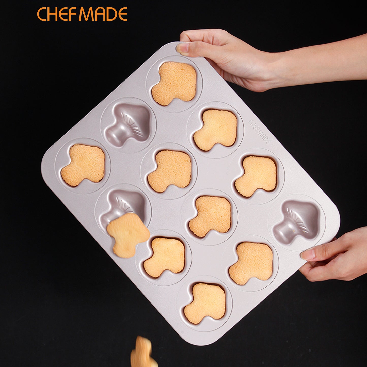 12 Cup Non-stick Mushroom  Shape Cake Pan