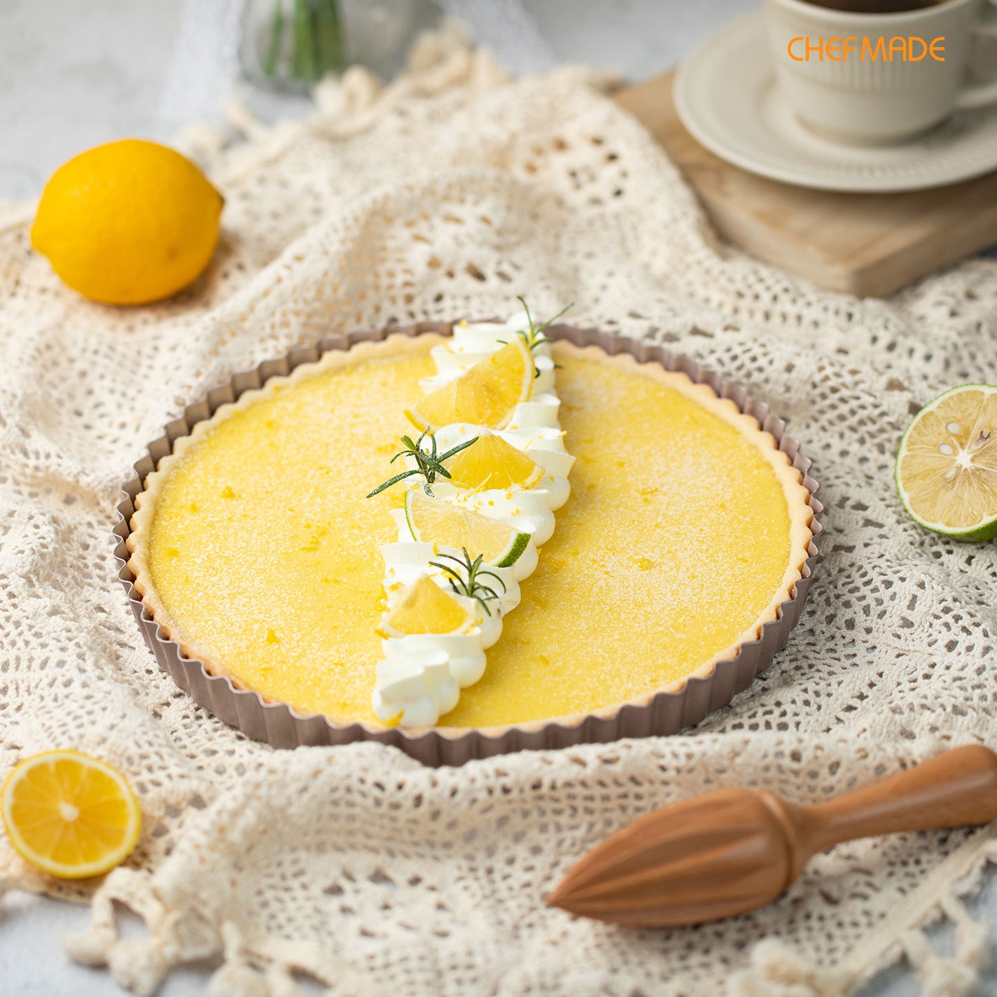 9.5" Round Tart Pan with Removable Bottom