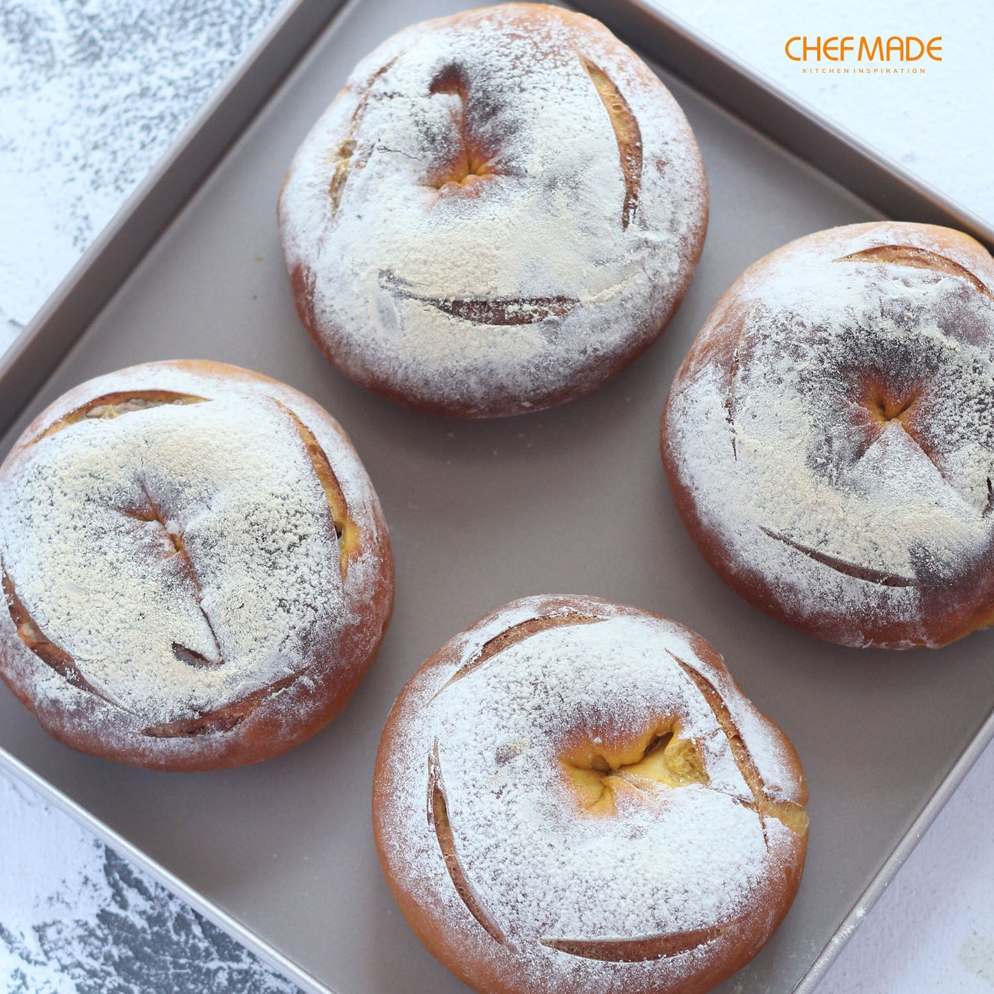 11" x 11" Jelly Roll Pan