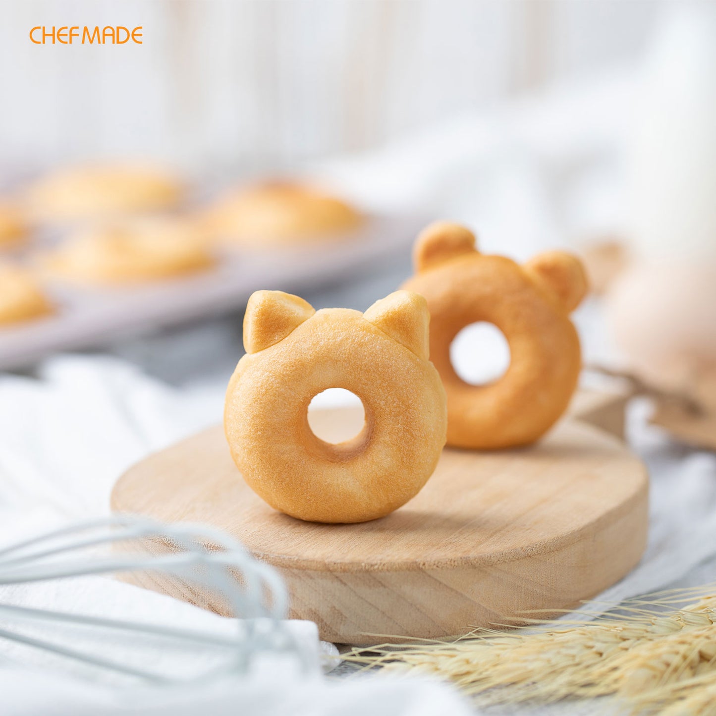 Bear-shaped Donut Cake Pan 12 Well