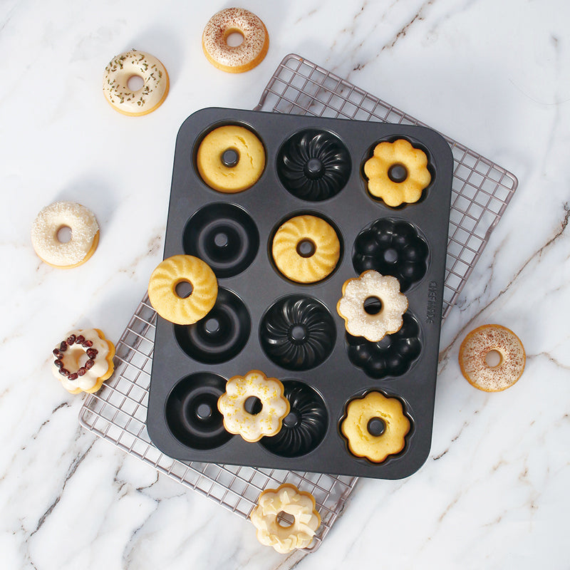 Donut Cake Pan Fancy-Shaped 12 Well (Black)