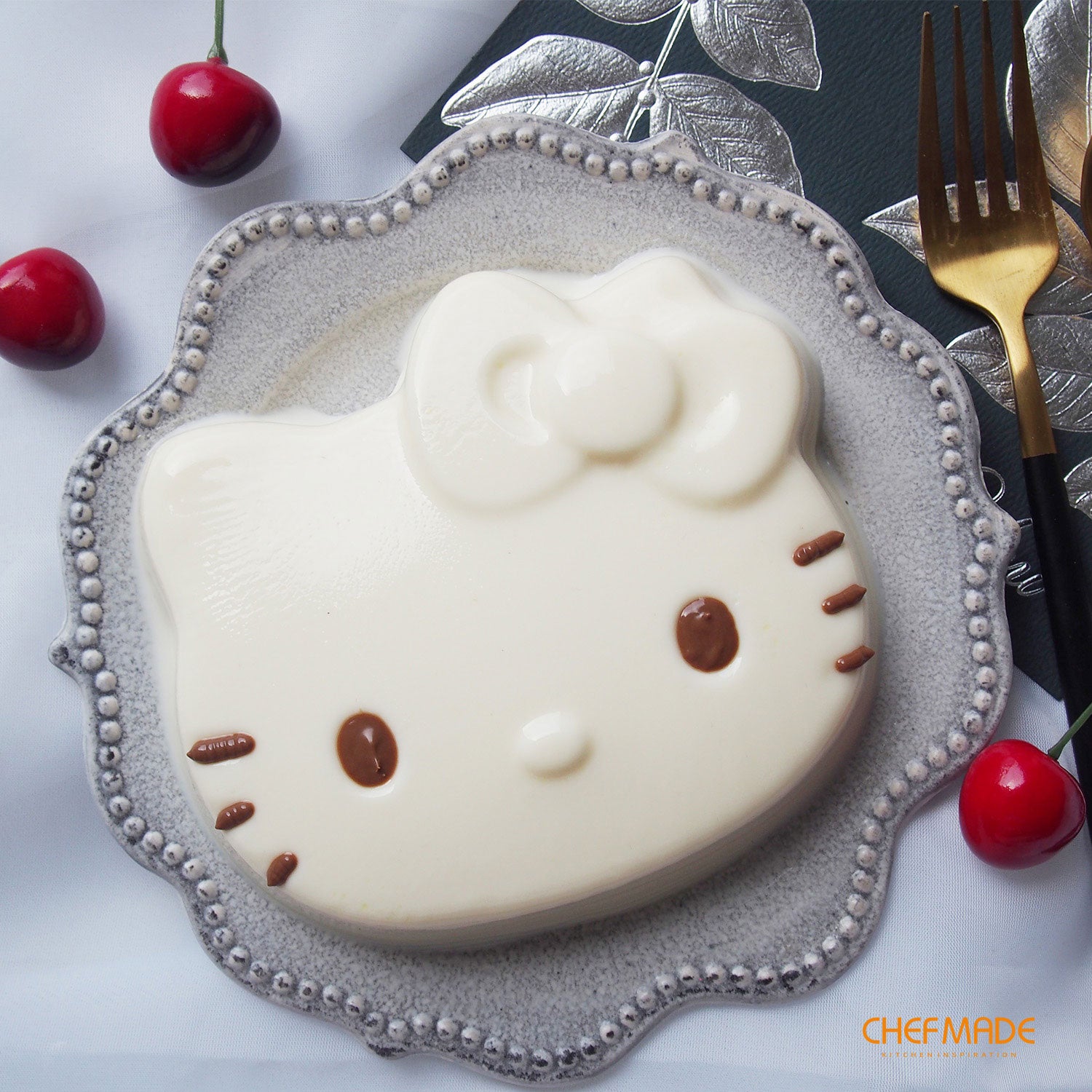 Amazon.com: CHEFMADE Hello Kitty Cake Pan,8-Inch Non-Stick Silicone Cake  Mold for Oven and Instant Pot Baking (Pink): Home & Kitchen