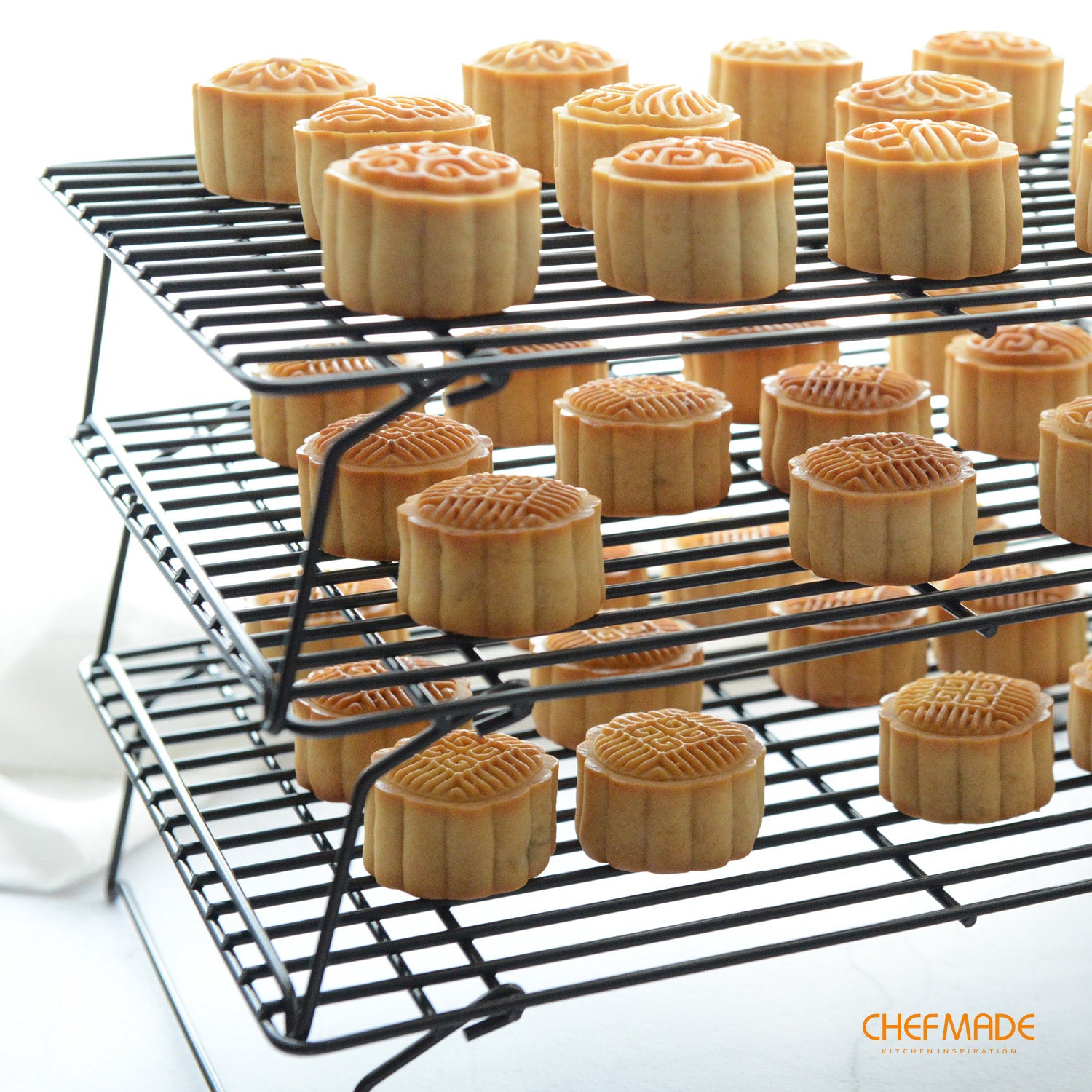 Amazon.com: Small Baking Cooling Rack Set of 2, E-far Stainless Steel  Toaster Oven Rack for Cooking Roasting Grilling Meat, 8.6” x 6.2” Metal  Bakeable Wire Rack for Cookie Cake Bacon - Dishwasher