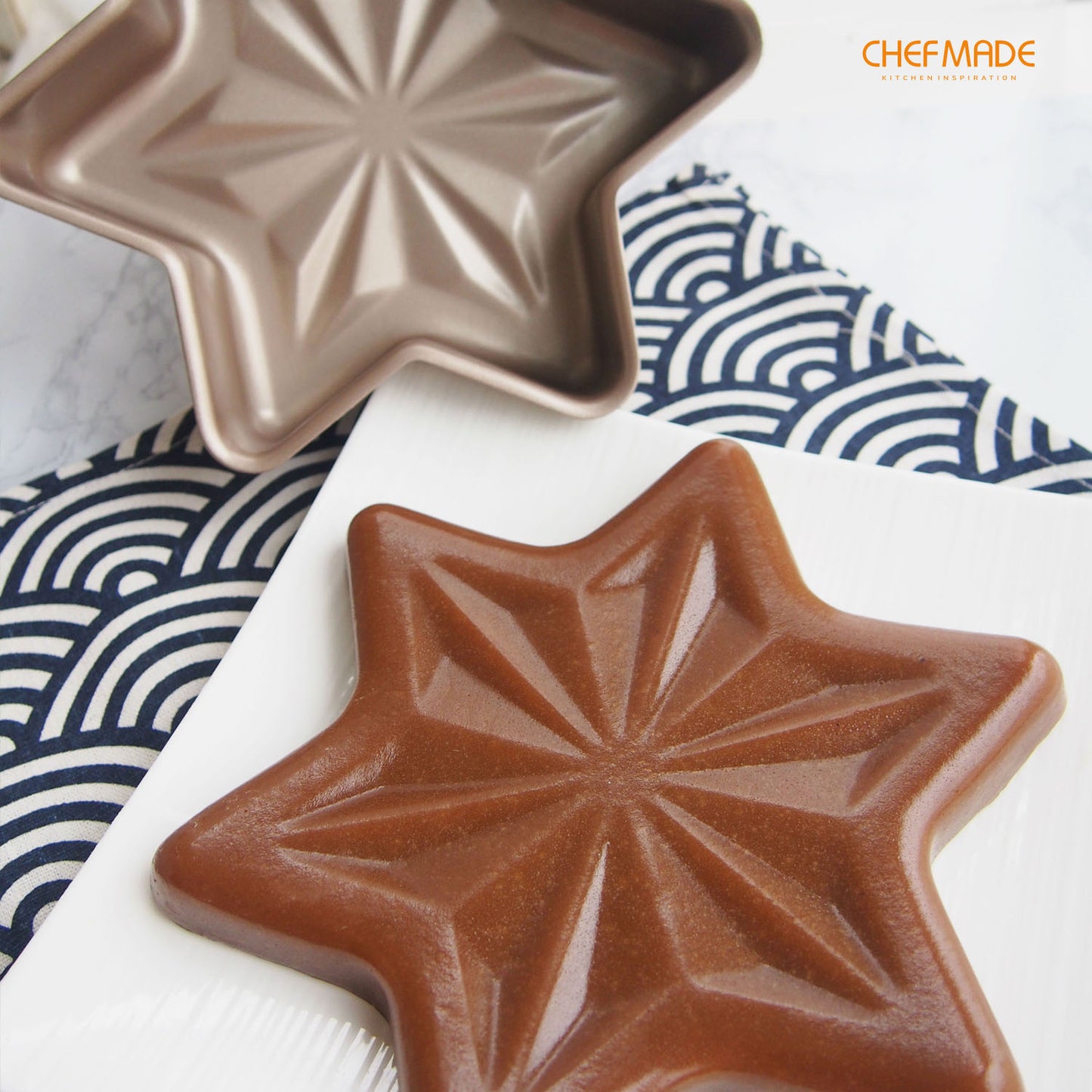 8" x 8" Star-Shaped Cake Pan