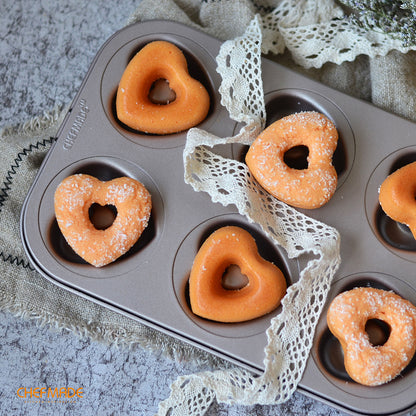 Donut Cake Pan Heart-Shaped 6 Well