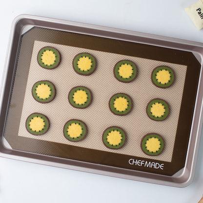 8.6" x 12.6" Silicone Baking Mat