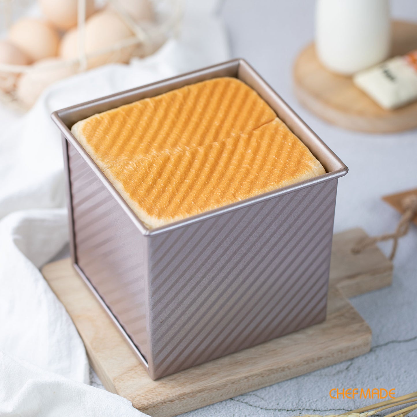 5.8" x 5.8" Corrugated Toast Box (450G Dough Capacity)